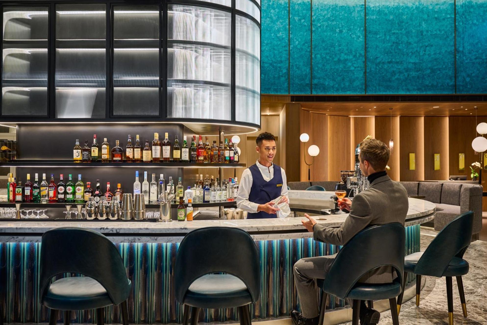 Intercontinental Kaohsiung By Ihg Hotel Buitenkant foto The bar at the new lounge